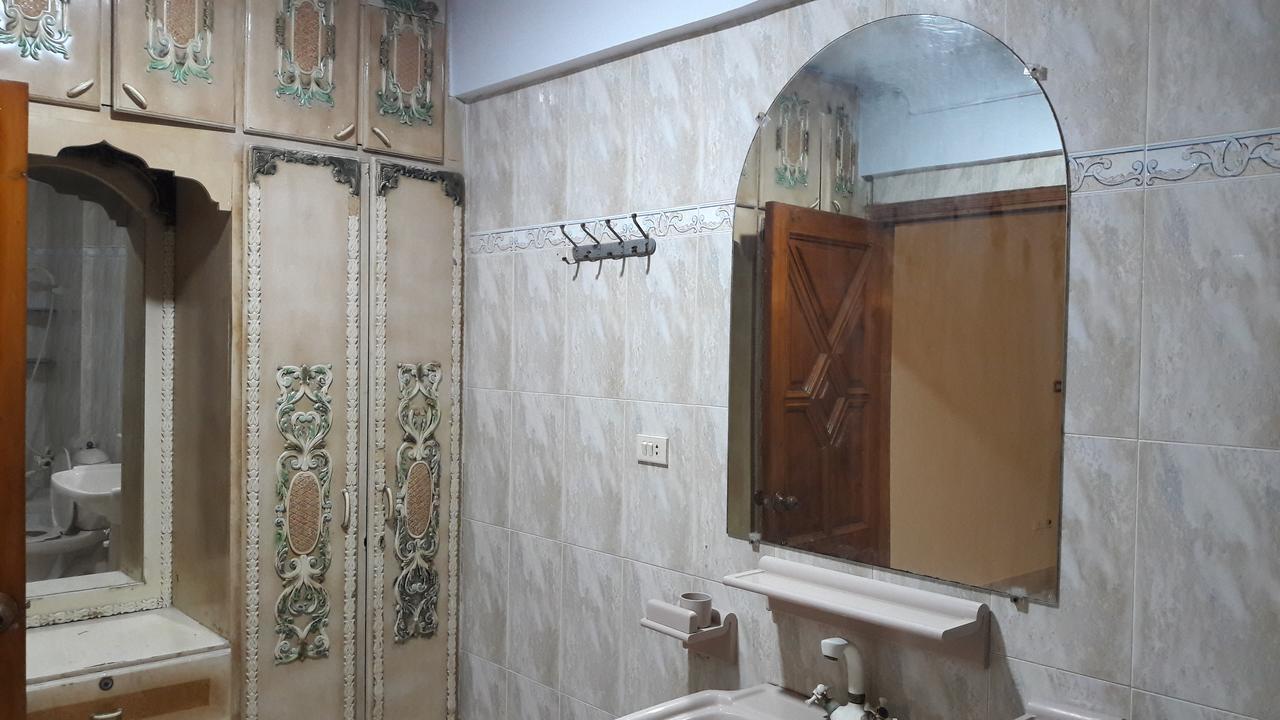 Hotel Seven 7 Карачи Екстериор снимка