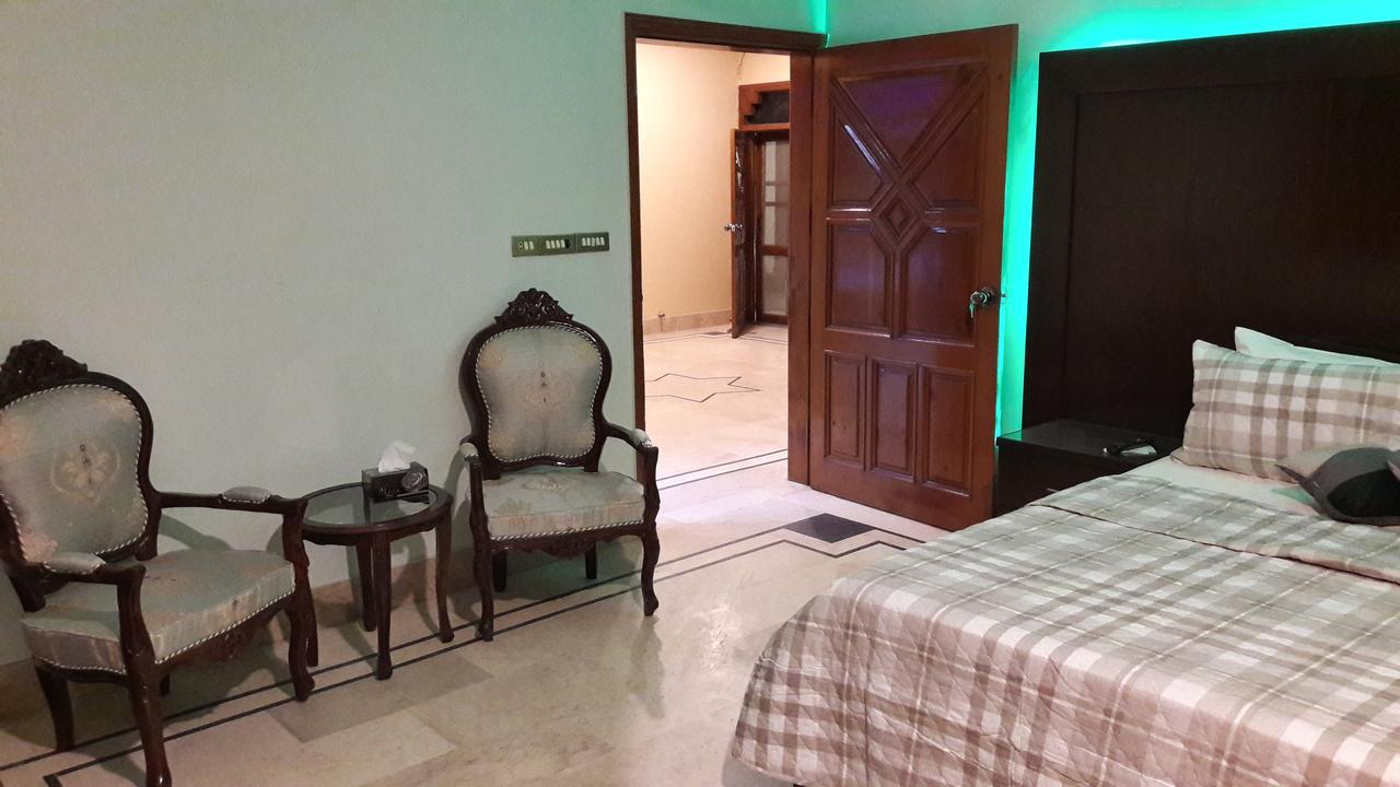 Hotel Seven 7 Карачи Екстериор снимка