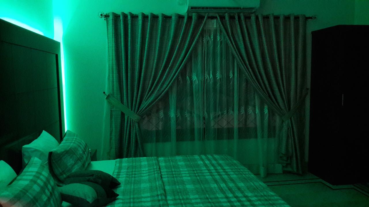 Hotel Seven 7 Карачи Екстериор снимка