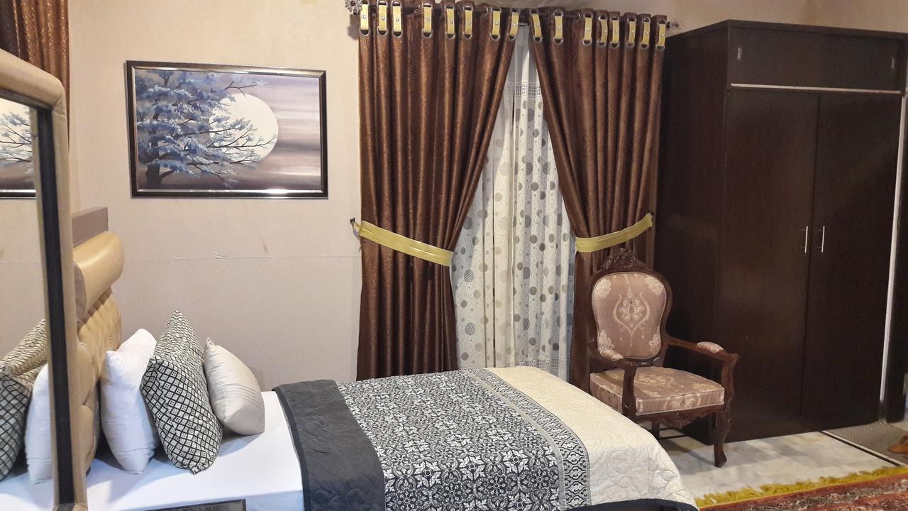 Hotel Seven 7 Карачи Екстериор снимка