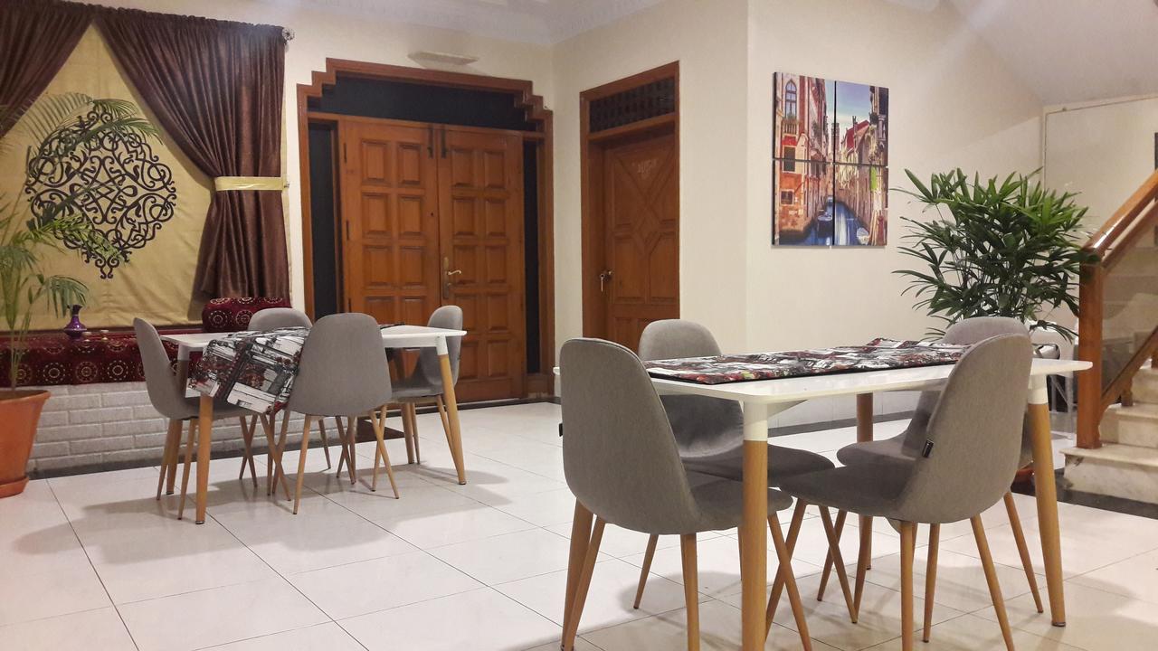 Hotel Seven 7 Карачи Екстериор снимка
