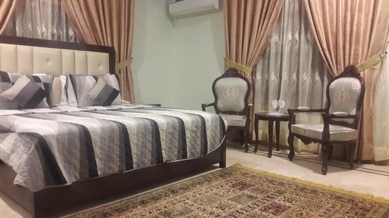 Hotel Seven 7 Карачи Екстериор снимка