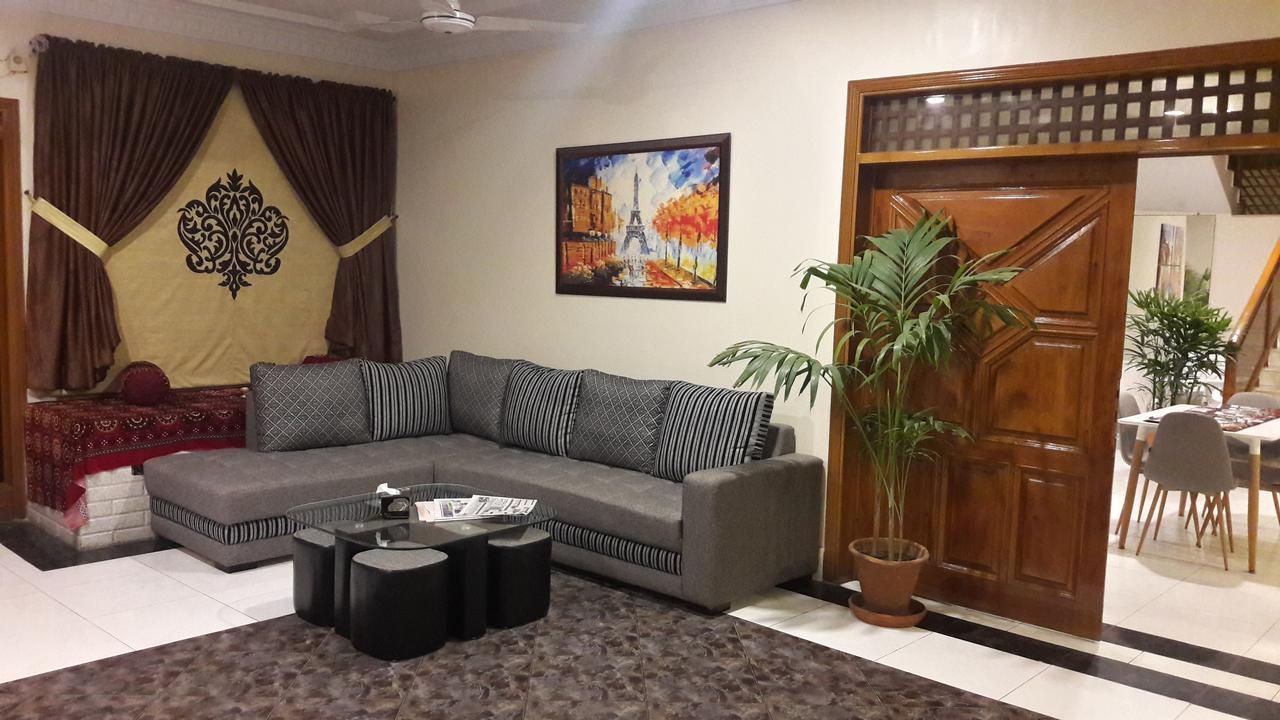 Hotel Seven 7 Карачи Екстериор снимка